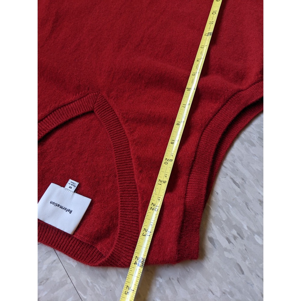 Reformation Cashmere V-Neck Sweater Vest Red Size Medium Ribbed Knit Trim - Picture 6 of 7